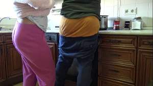 ANAL FAMILY: stepson seduces me in the kitchen and cums inside my asshole