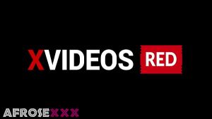 Belle black se gode la chatte