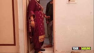 Bihari boys are good at fucking that’s why Punjabi Bhabhi wants to get fucked by him