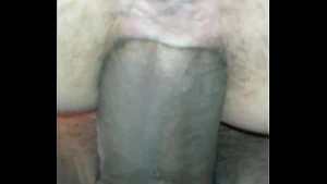 Dandole duro por el culito