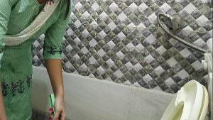 Dear i love you! Your pussy so hot .. i couldn’t hold my cum! Hindi best xxx video