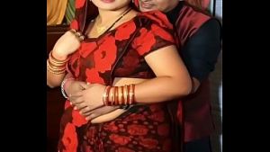 Desi BHABHI hit romance in saree