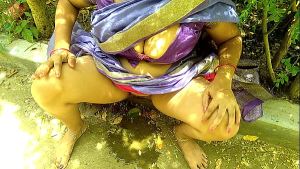 Desi huge ass stepmom fingers pussy and pee in backyard outdoor public xxx pee