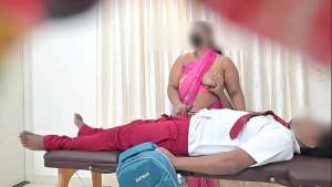 Desi student dick jerked by aunty