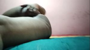 Desi village girl ki chudai video don’t miss it