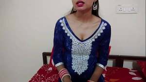 Devar ko akela pakar bhabhi uske lund toot padi saarabhabhi in hindi