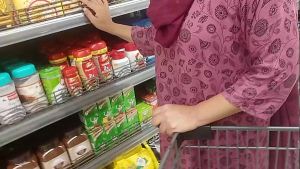 Didi had fun at home after shopping in the mall! dirty hindi taking