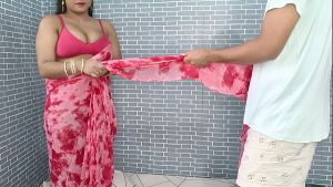 गाँव की बहू को ससुर जी ने चोदा जब उसने उसे हस्तमैथुन करते हुए पकड़ लिया (हिंदी ऑडियो)