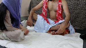 ढोंगी बाबा ने इंडियन हॉट भाभी को चोदा