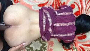 भाभी को पटाकर मैंने उसकी चूत चोदी और चुपके से वीडियो बना लिया