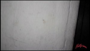 Ele espia a tia gostosa se arrumando, mas é pego no flagra e veja o que aconteceu