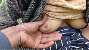Full out door bhabhi fuck outdoor