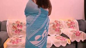 indian aunty natural tits