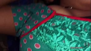 Indian desi girl sex in hot dress.
