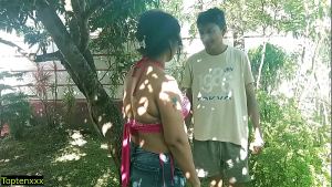 Indian hot milf Bhabhi having XXX sex with innocent garden boy! Hindi sex