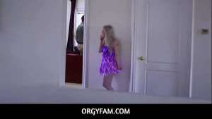 Stepdad ends up pummeling his horny stepdaughters teens pussy – xvideos xxx porn xnx porno freeporn xvideo xxxvideos tits