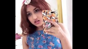 Thick sexy desi babe