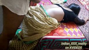 XXX सदाबहार काले ब्लाउज परी प्रिया XXX