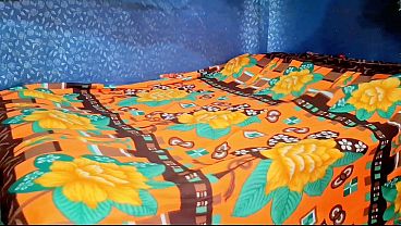 After laying the bedsheet, my sexy wife has hard anal sex – Real Desi Pink Blouse Full Pussy Fuck Sex Video, every hard work is the best sex but the truth is that the house is sex after desiwifesex