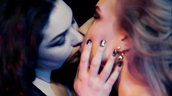 Alex Angel – Bitch Is Back (Official Music Video / Sex Rock HD)