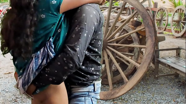 Bharti Bhabhi come to fucking in home