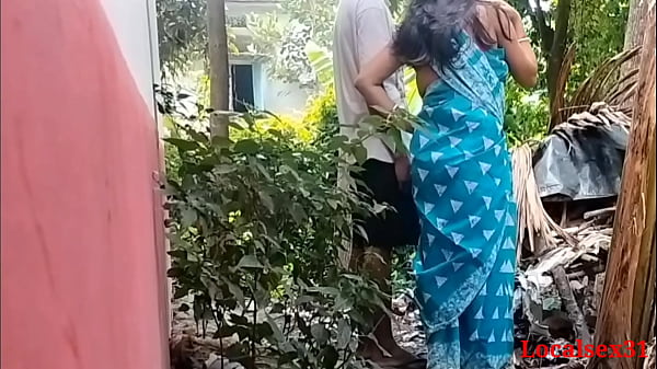 Desi boudi garden sex