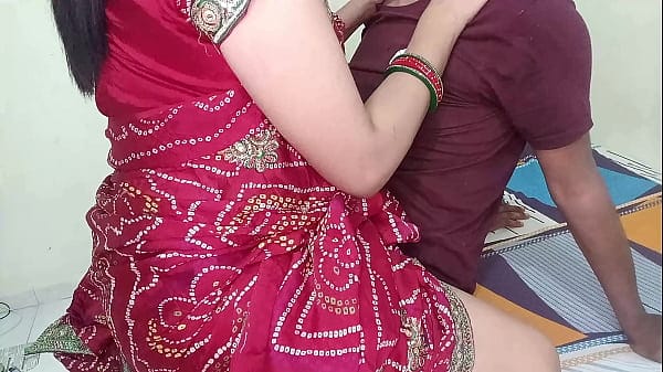 Desi hot young Bhabhi happily got her pussy licked by her devar with Hindi audio