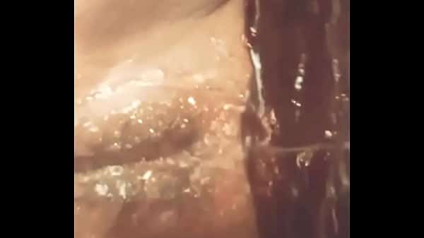 इंडियन देसी भाभी ने बाथरूम में जाकर नेनूवा से चूदाई कि