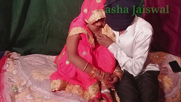 भाभी की करवा चौथ की जबरदस्त चुदी देख के आपका पानी गिर उछाल के दोगी  स्टाइल में साड़ी में हिंदी आवाज में क्लियर में