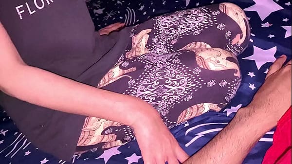 भाभी देवर जी के कमरे में आई और पूरी रात चुदवाई करवाई