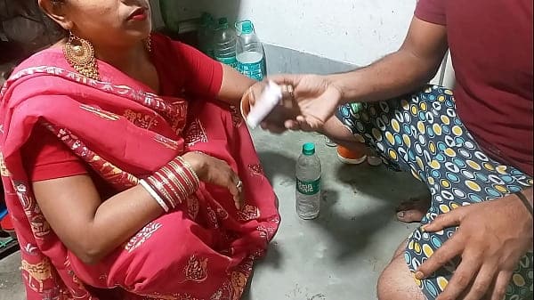 Ever best XXX fucking roshni bhabhi In Kitchen In Clear Hindi Voice