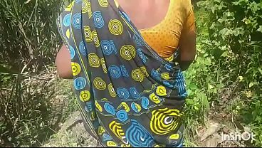 Indian housewife aunty outdoor sex