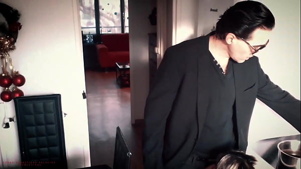 Milf Bitch Roommate Sex Or Money ?.