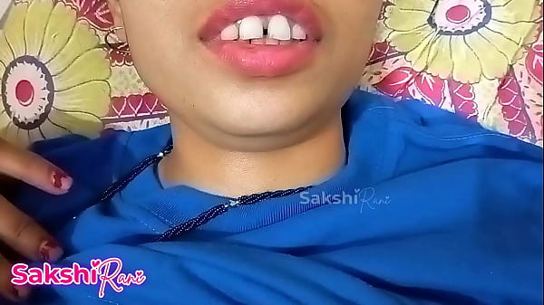 Playing with sexy STEP SISTER chudai on birthday after tshirt gift