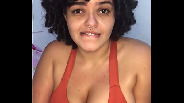Vídeo caiu no whats o Jogo da roleta do sexo novinha peituda gostosa, dançando e rebolando até você esvaziar a gala do seu saco