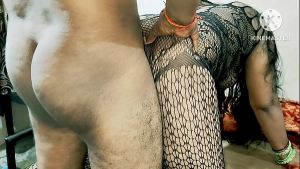 Bhabhi fuking neighbour boy’s