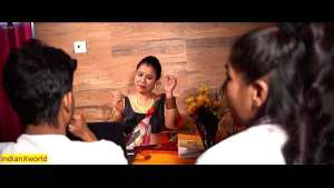 Girlfriend swapping sex at Hotel! Indian GF sharing Sex