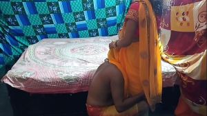 Hot Desi Indian bedroom Girlfriend bhabhi Real Fuking Hardcore Sex Hindi Audio