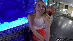 MOFOZO.com – Blonde Waitress Is Fucking With A Tourist!