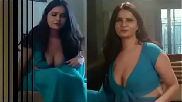 Bhabhi pouring milk