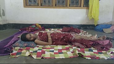 Desi Bhabhi Ko Padosi Ne Hard Choda