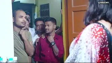 Desi Mallu Bhabhi Fucks By Six Stranger Boys when Her Husband Not at Home