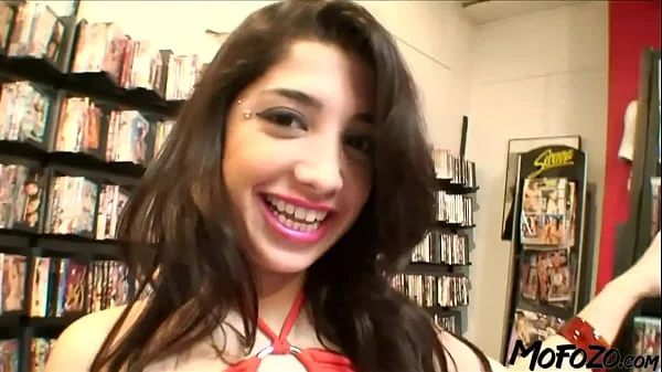 MOFOZO.com – 18 Year Old Spanish Slut Fucking In The Shop
